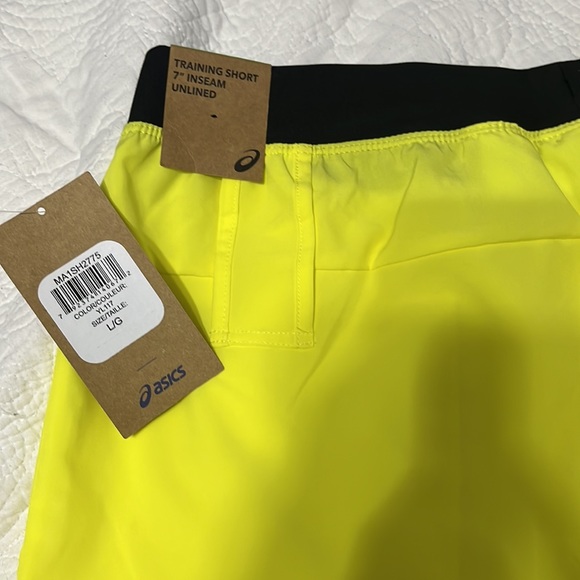 Men’s Training shorts - Picture 4 of 4